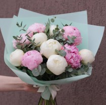 Bouquet of peonies with eucalyptus